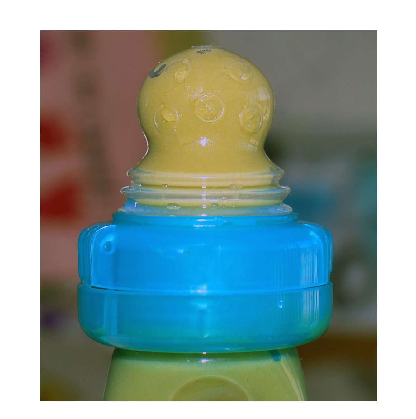Nuby EZ Squee-Z Silicone Self Feeding Baby Food Dispenser