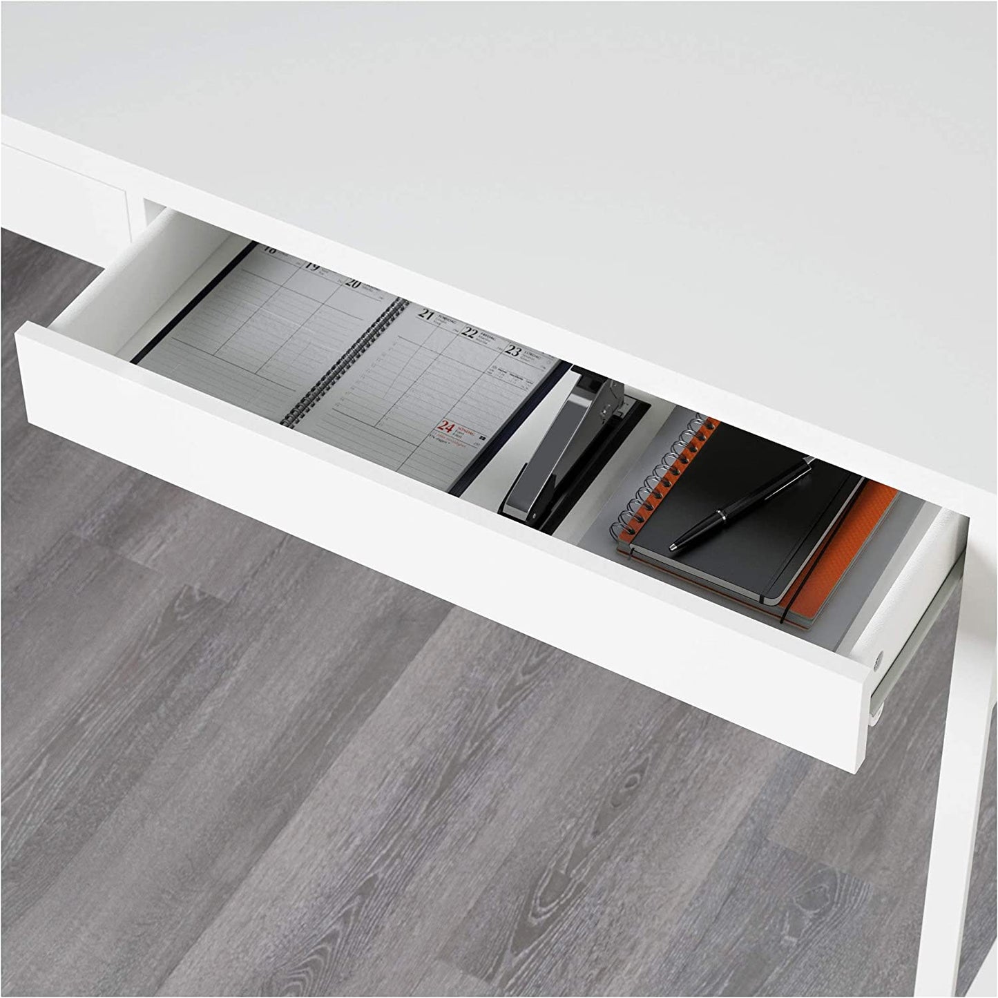 IKEA MICKE Desk