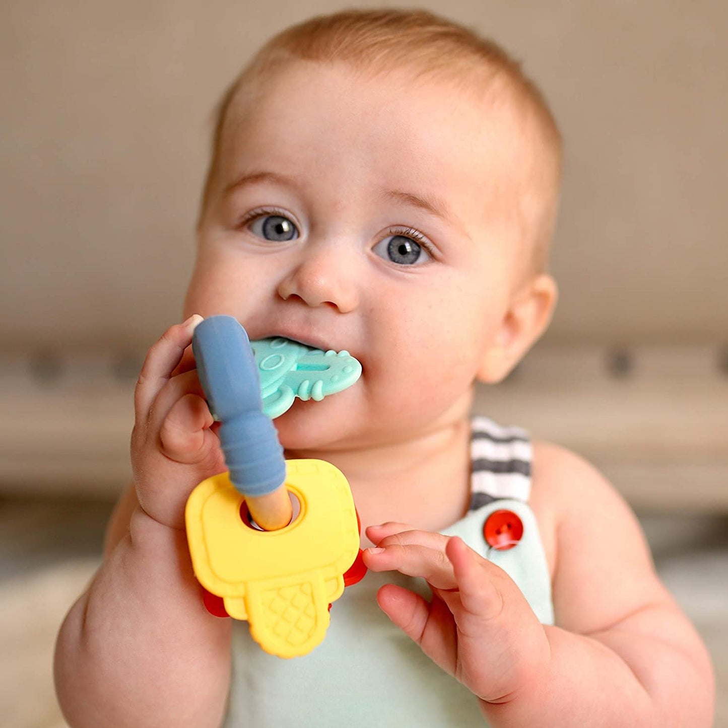 Luv N Care/NUBY Natural Wood & Silicone Teether: Pig, 3M+, Pink (80803)